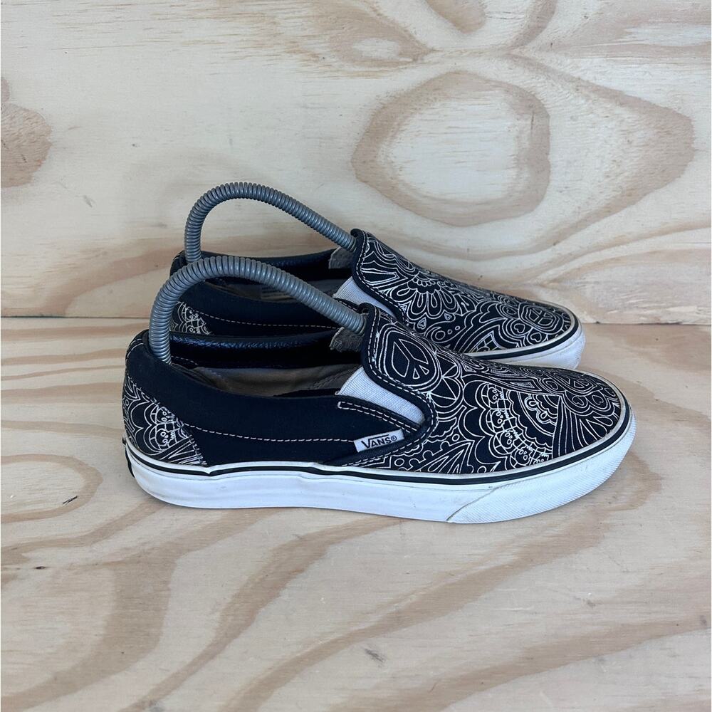 Vans Off The Wall - Baker Skate Bandana - Silp On Sneakers -Black -Women's - 7.5